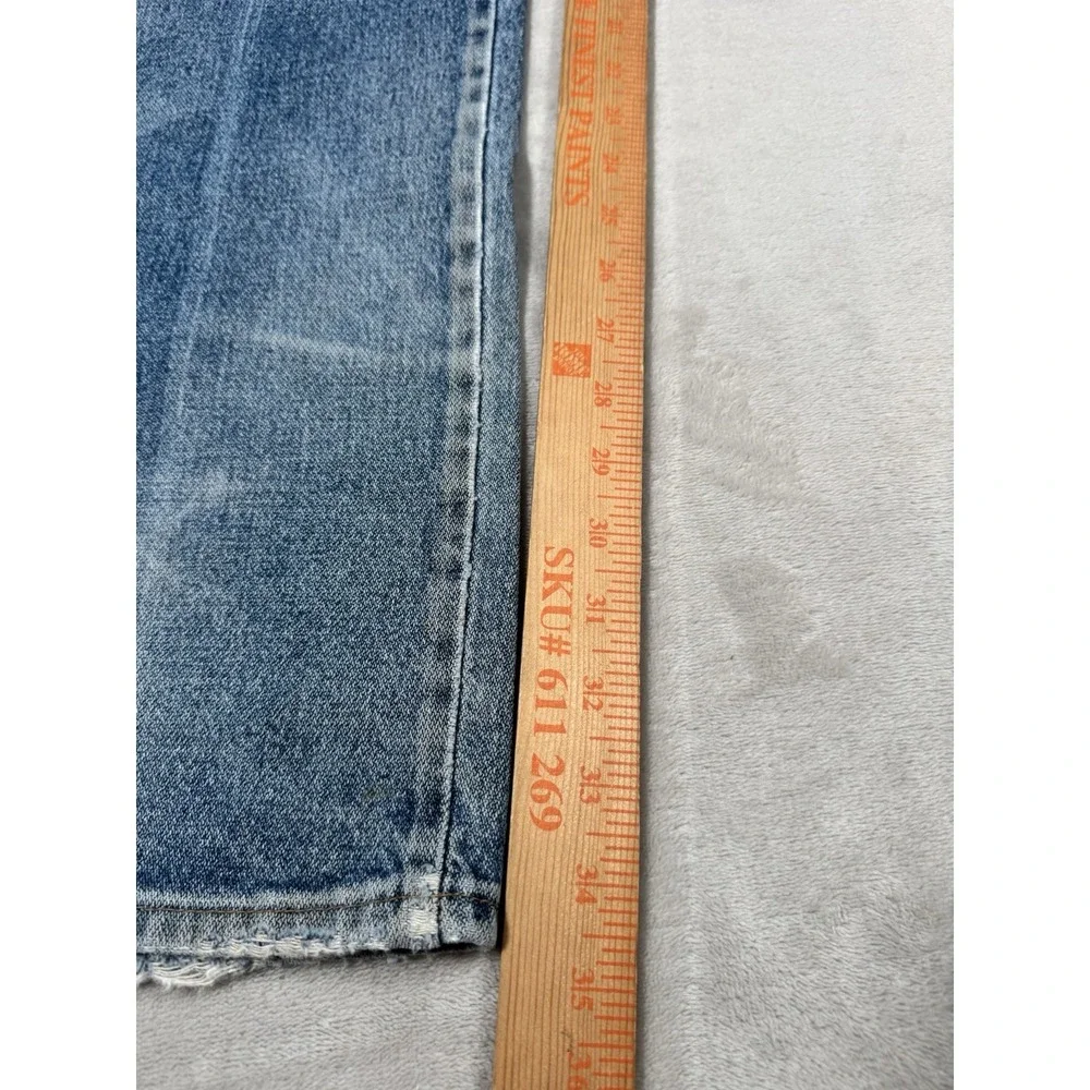 Vintage Wrangler 13mwz Jeans Size 32x34 Faded Distressed MADE IN USA